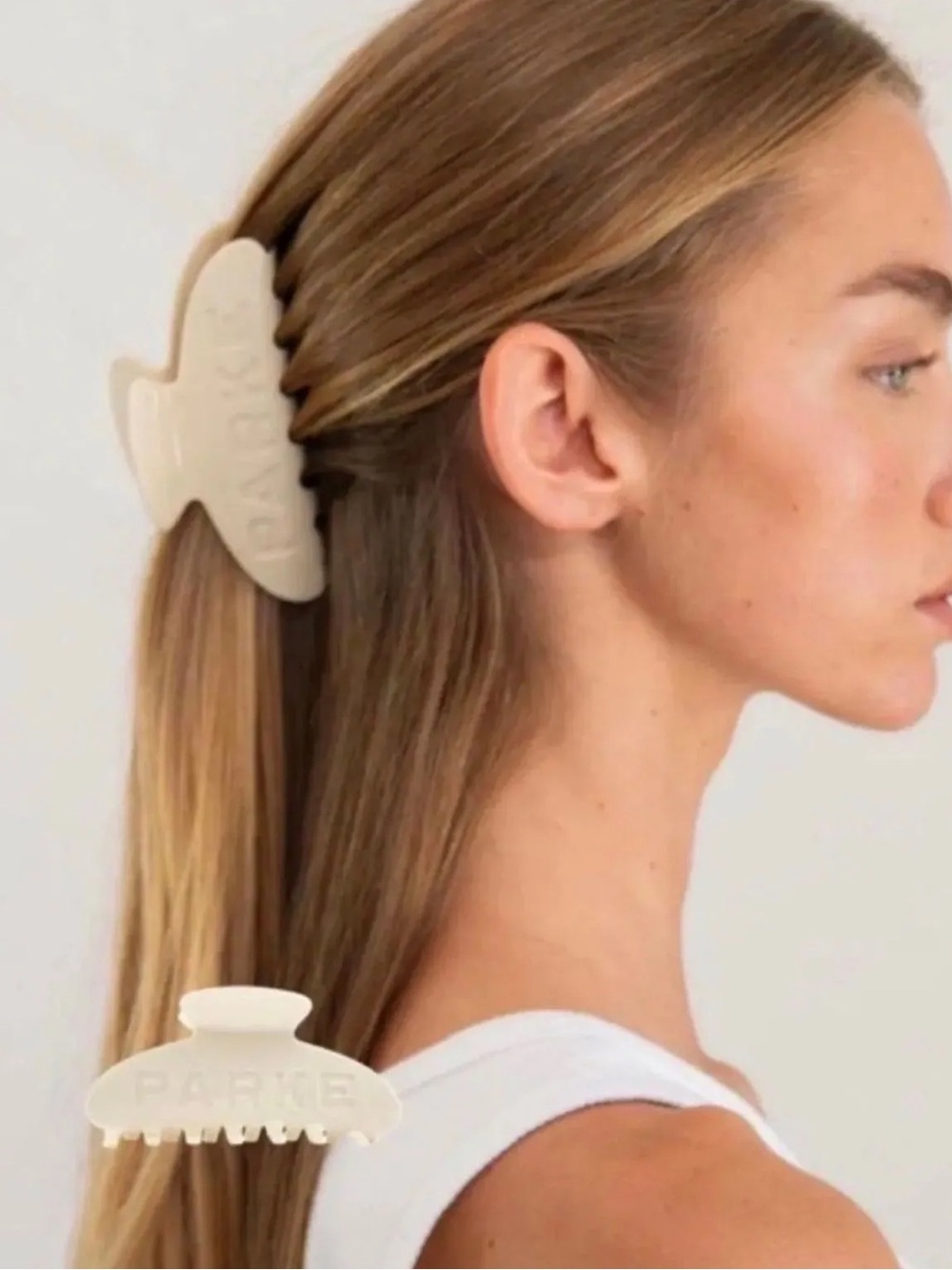 Parke hair clip with pouch brand new SOLD OUT